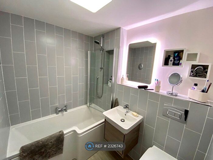 2 Bedroom Flat To Rent In Coppice House, Poynton, Stockport, SK12