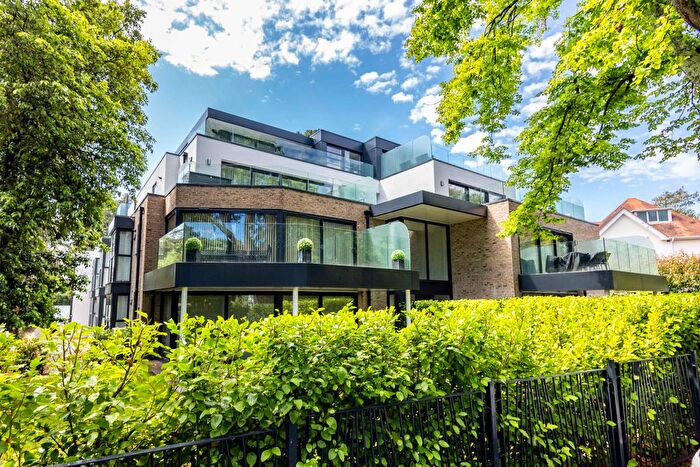 3 Bedroom Flat To Rent In Highwood, Bessborough Road, Canford Cliffs, BH13