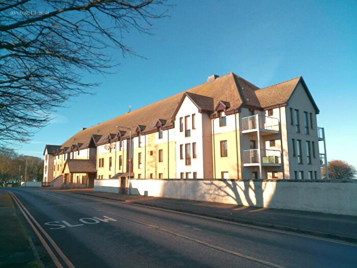 2 Bedroom Flat To Rent In Royal Marine Apartments, Marine Road, Nairn, IV12