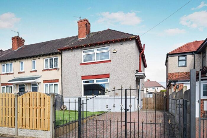 3 Bedroom End Of Terrace House For Sale In Crowder Avenue, Sheffield, S5
