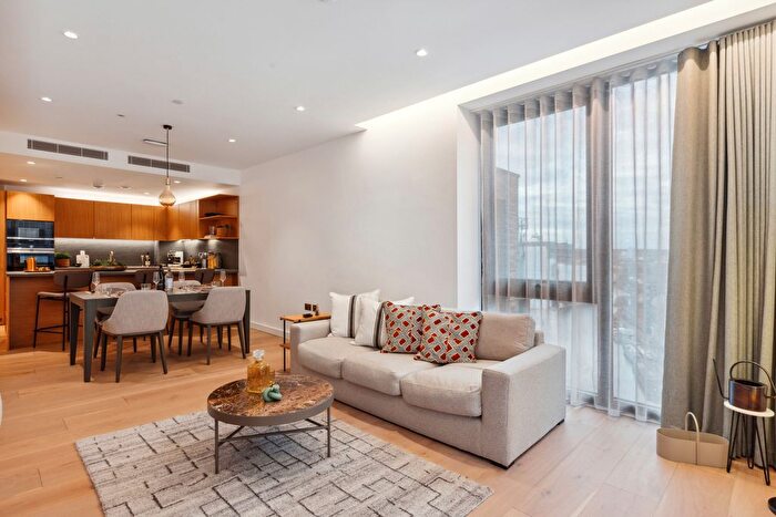 2 Bedroom Flat To Rent In Camley Street, King Cross, N1C