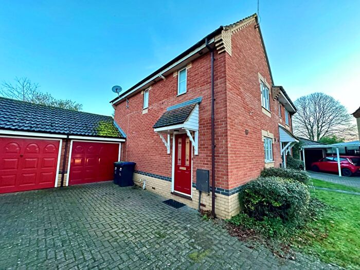 3 Bedroom Semi Detached Bungalow To Rent In Fitzgerald Close, Ely, CB7