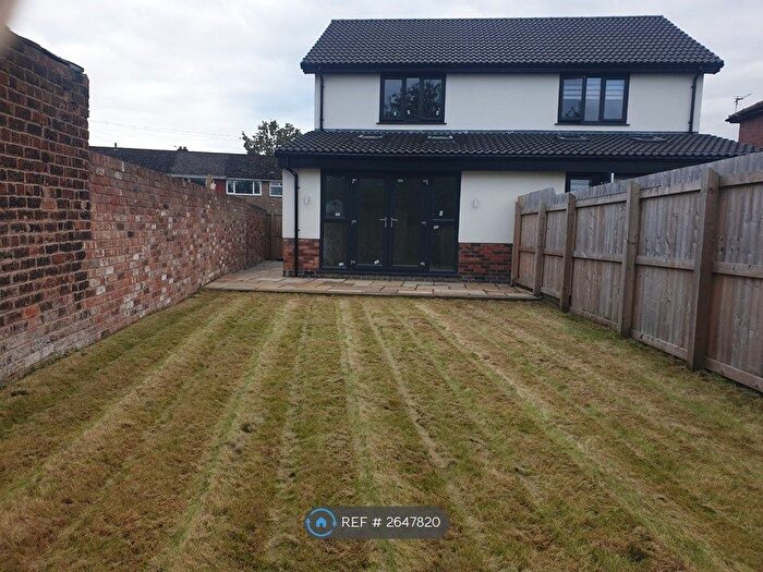 2 Bedroom Semi-detached House To Rent In Millers Lane, Platt Bridge, Wigan, WN2