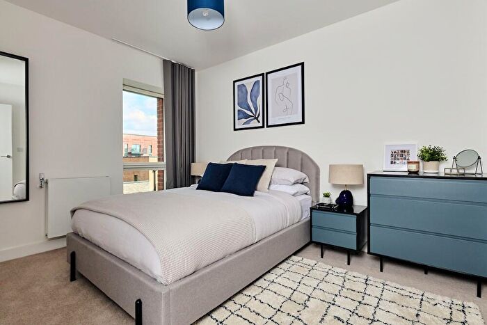 2 Bedroom Apartment To Rent In Apo - Barking Wharf, IG11