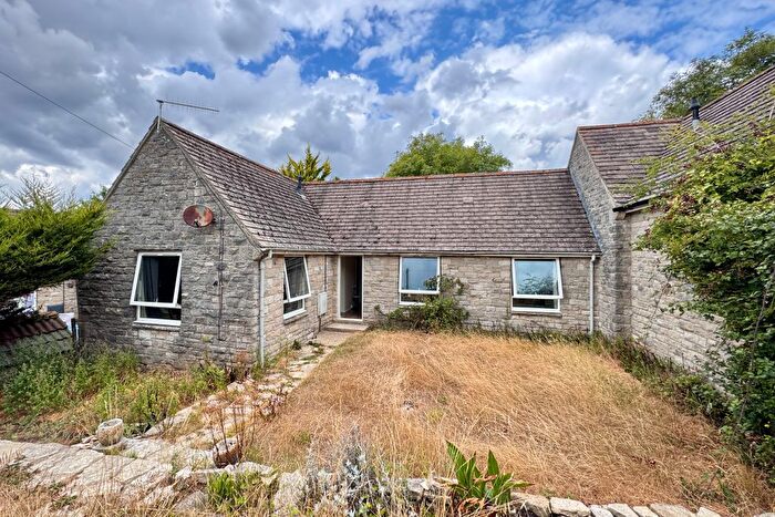 2 Bedroom Semi-Detached Bungalow For Sale In Halves Cottages, Corfe Castle, BH20