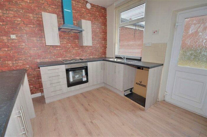 2 Bedroom Terraced House To Rent In Leeds Road, Castleford, West Yorkshire WF10