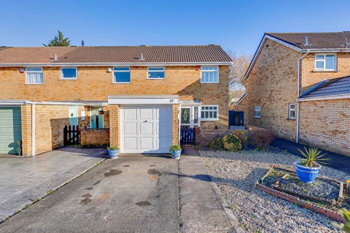 3 Bedroom End Of Terrace House For Sale In Cae'r Odyn Southra Park, Dinas Powys, Vale Of Glamorgan., CF64