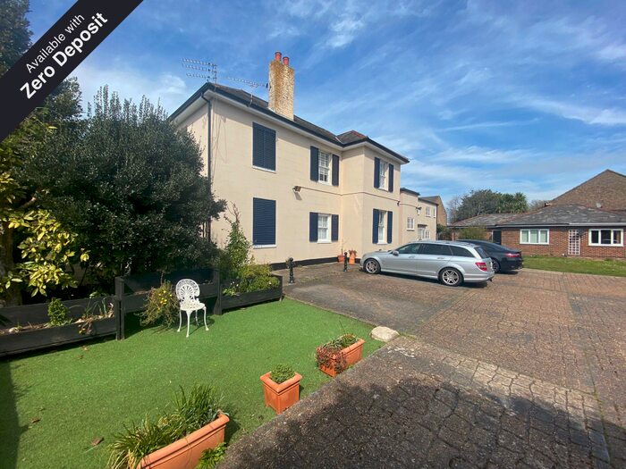 1 Bedroom Apartment To Rent In Leigh Road, Havant, PO9