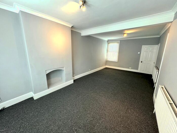 3 Bedroom End Of Terrace House To Rent In Rymer Road, Addiscombe, Croydon, CR0