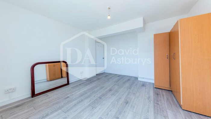 2 Bedroom Flat To Rent In St. John's Villas, Archway, London, N19