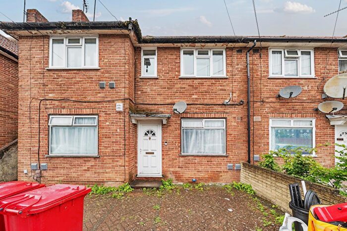 2 Bedroom Maisonette To Rent In Slough, Berkshire, SL1