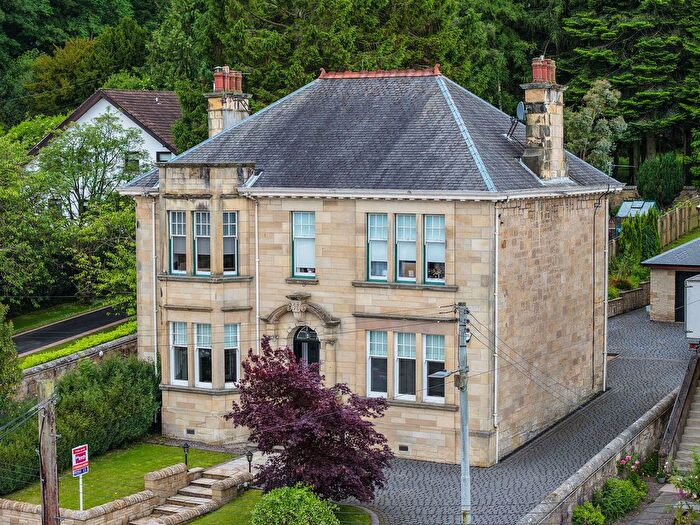3 Bedroom Property For Sale In Broompark Drive, Lesmahagow, ML11