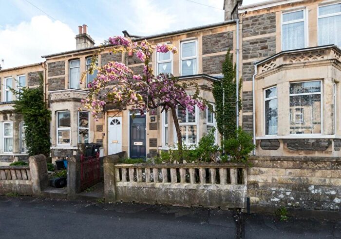 3 Bedroom Terraced House To Rent In Coronation Avenue, Bath, BA2