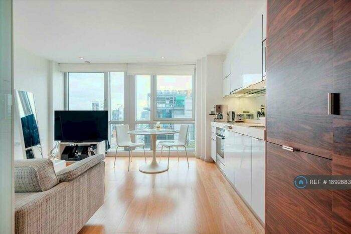 Studio To Rent In Ontario Tower, London, E14