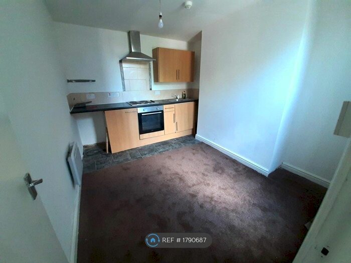 1 Bedroom Flat To Rent In New Burlington Road, Bridlington, YO15