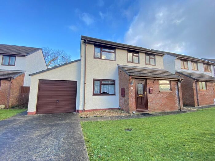 3 Bedroom Detached House For Sale In Woodlands View, Johnston, Haverfordwest, SA62