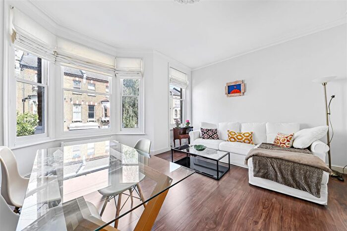 1 Bedroom Flat For Sale In Hormead Road, London, W9