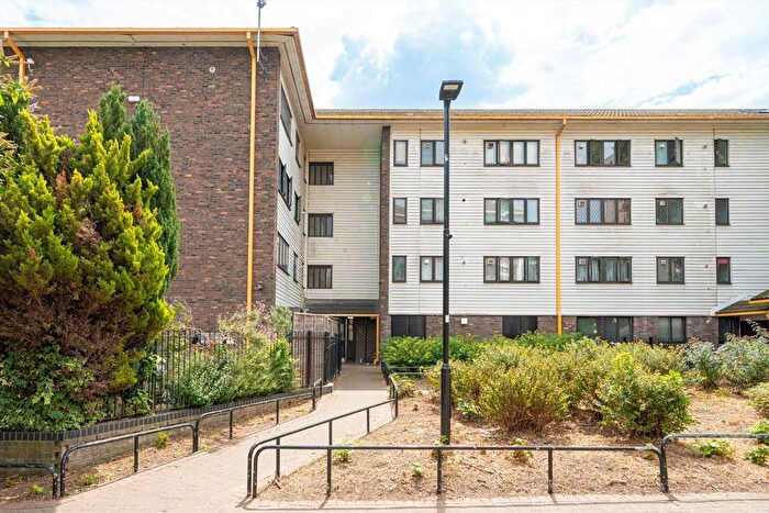 3 Bedroom Flat To Rent In Summerwood Road, Isleworth, TW7