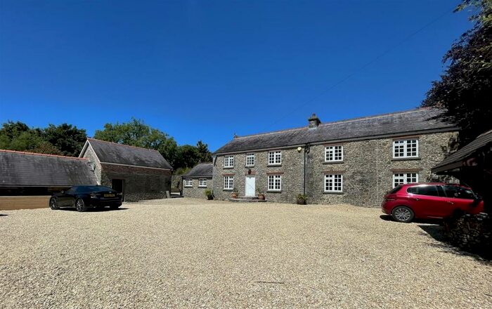 6 Bedroom Smallholding For Sale In Talley, Llandeilo, SA19