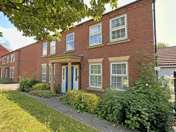 4 Bedroom Detached House For Sale In Valley Gardens Kingsway, Quedgeley, Gloucester, GL2