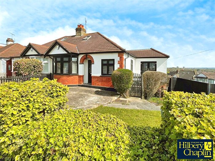 3 Bedroom Semi-Detached House For Sale In Lawns Way, Collier Row, RM5