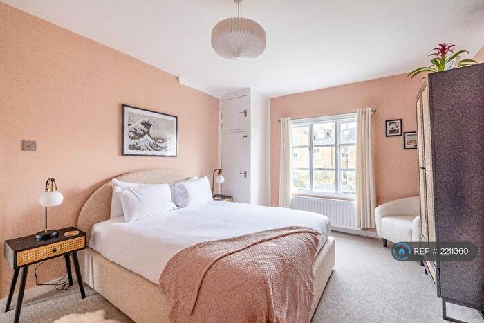 3 Bedroom Terraced House To Rent In Prince Consort Cottages, Windsor, SL4