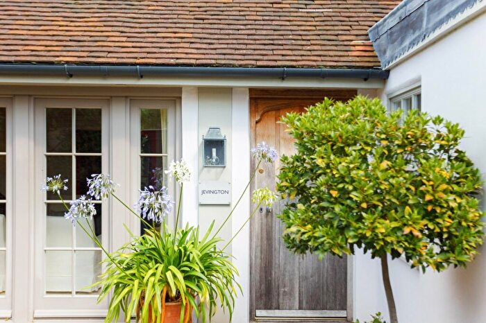 1 Bedroom Mews For Sale In East Street, Petworth, West Sussex, GU28