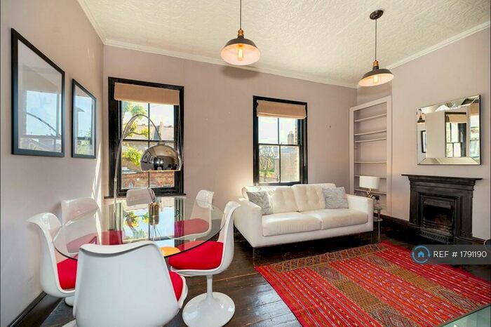 1 Bedroom Flat To Rent In Grayshott Road, London, SW11