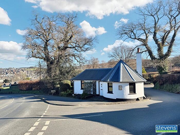 1 Bedroom Detached Bungalow For Sale In Hatherleigh Road, Okehampton, Devon, EX20