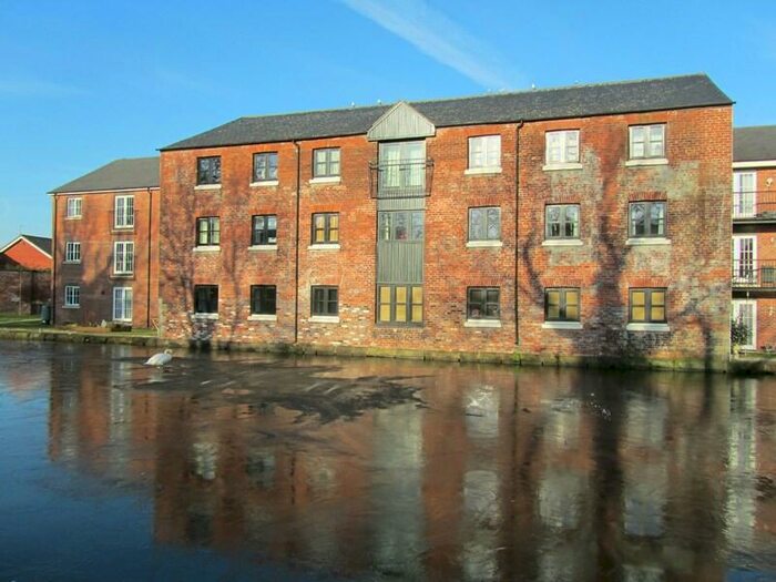 2 Bedroom Apartment To Rent In Wharf Mill, Congleton, CW12