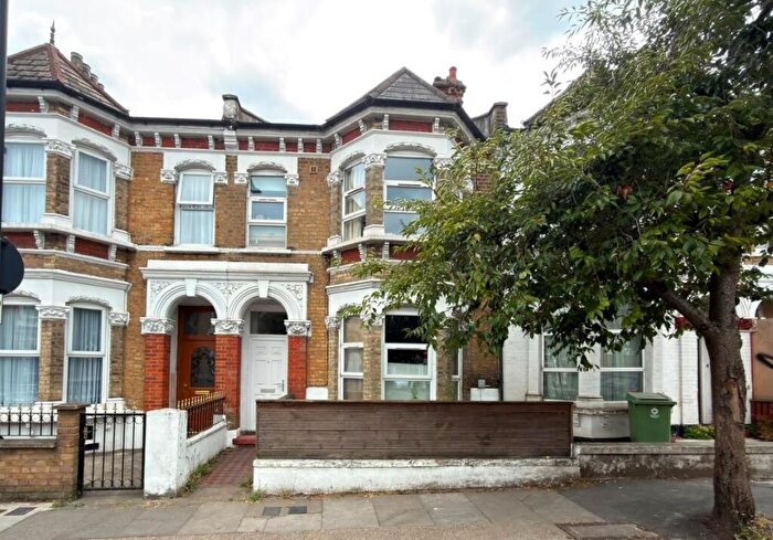 2 Bedroom Flat For Sale In A East Dulwich Grove, Southwark, London, SE22