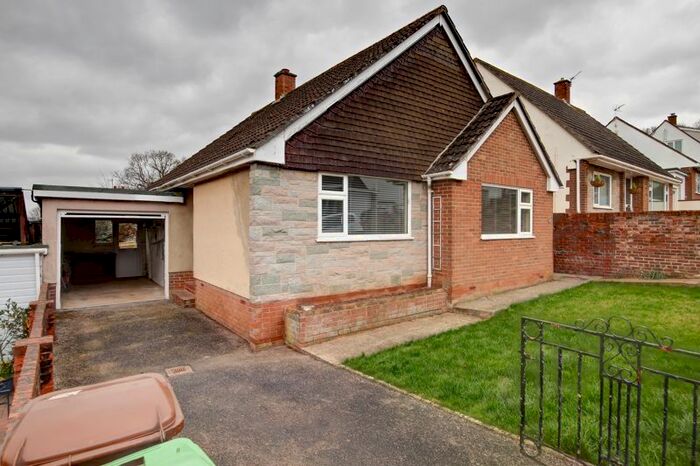2 Bedroom Detached Bungalow To Rent In Saxon Avenue, Pinhoe, Exeter, EX4