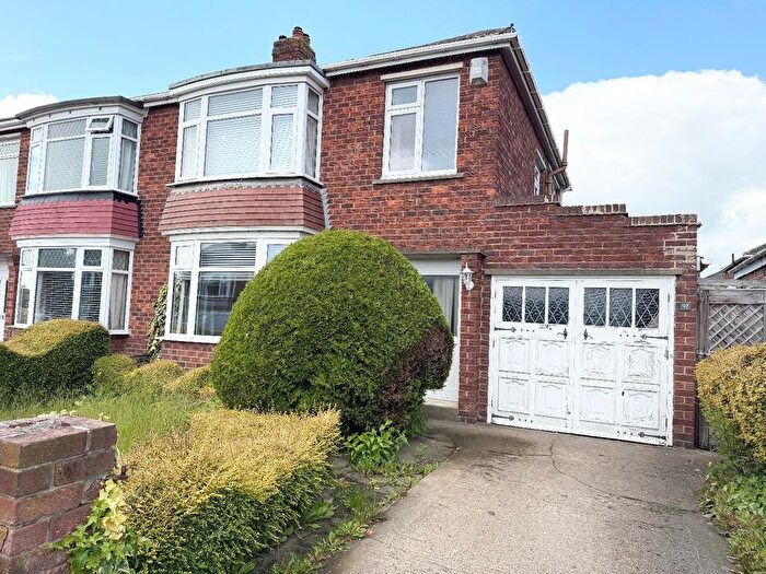 3 Bedroom Semi-Detached House For Sale In Upsall Grove, Stockton-On-Tees, TS19