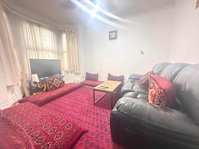 4 Bedroom Terraced House To Rent In Kingston Road, Southall, UB2