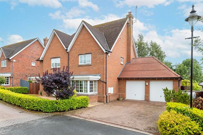 5 Bedroom Detached House For Sale In Little Lakes, Weston, Crewe, CW2