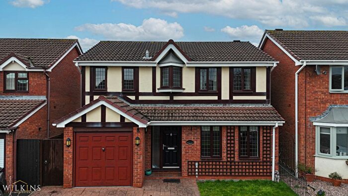 4 Bedroom Detached House For Sale In Lindisfarne, Glascote, Tamworth, Staffordshire, B77