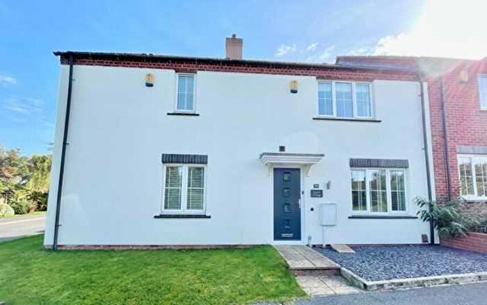 3 Bedroom Terraced House To Rent In Chapel Lane, Ravenshead, NG15