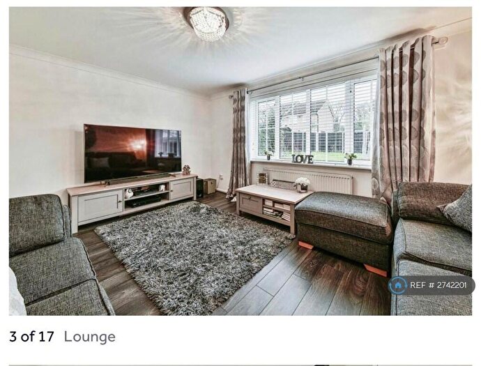 5 Bedroom End Of Terrace House To Rent In Jackdaw Close, Stevenage, SG2