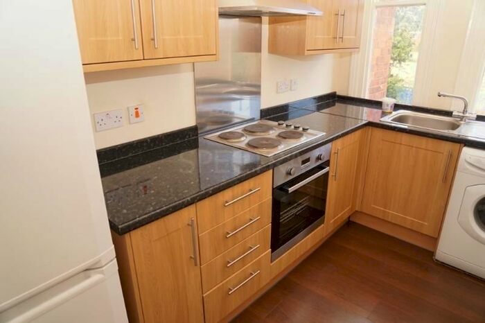 5 Bedroom Flat To Rent In Anderton Park Road, Moseley, Birmingham, B13