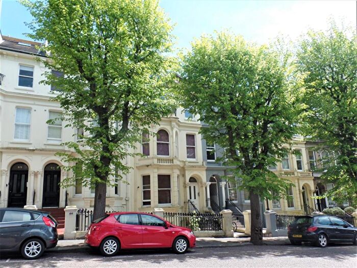 1 Bedroom Flat For Sale In Upper Rock Gardens, Brighton, BN2