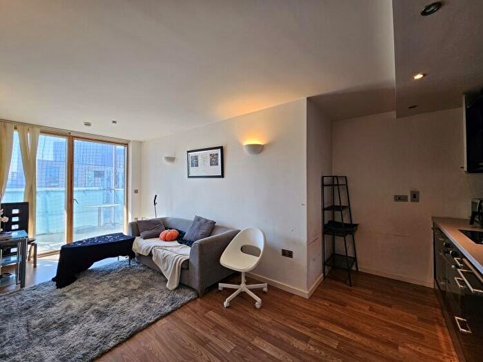 2 Bedroom Apartment To Rent In West Point, Wellington Street Leeds, LS1