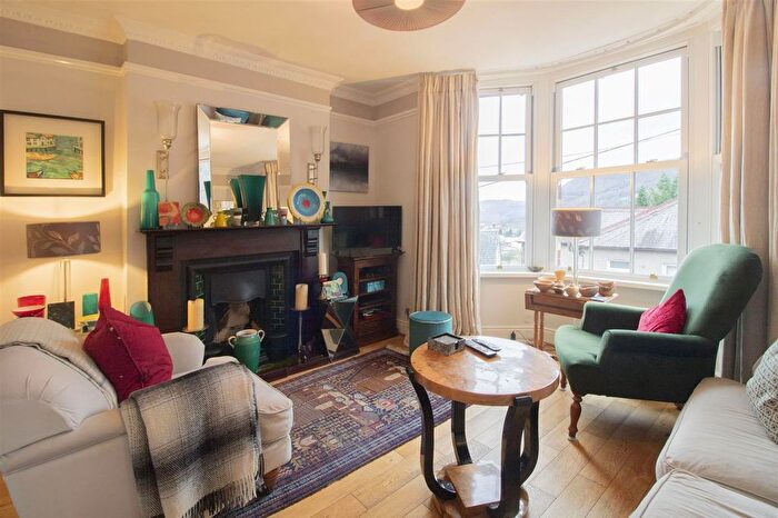 3 Bedroom Semi-Detached House For Sale In Pantyresk Road, Abercarn, NP11