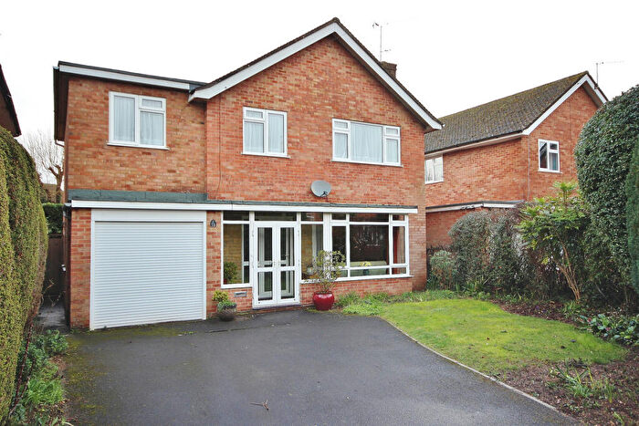 4 Bedroom Detached House For Sale In Marlborough Crescent, Long Hanborough, OX29