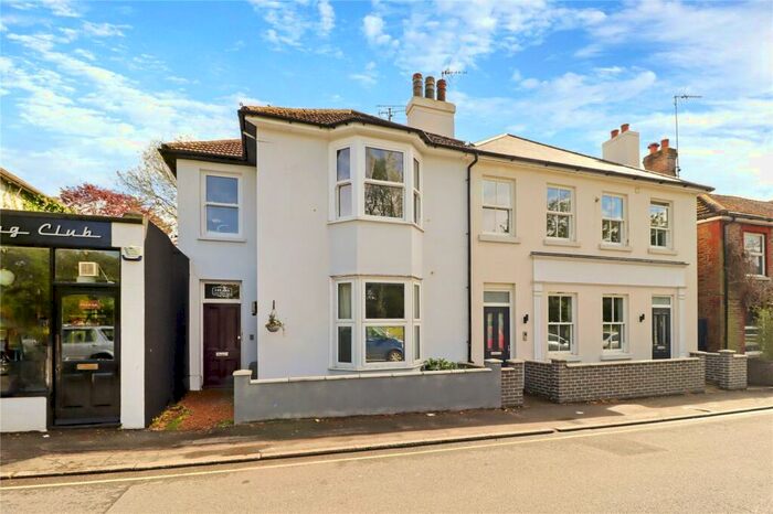 1 Bedroom Apartment To Rent In Lower Church Road, Burgess Hill, West Sussex, RH15