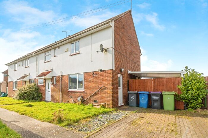 3 Bedroom Semi-Detached House For Sale In Shropshire Road, Scampton, Lincoln, LN1