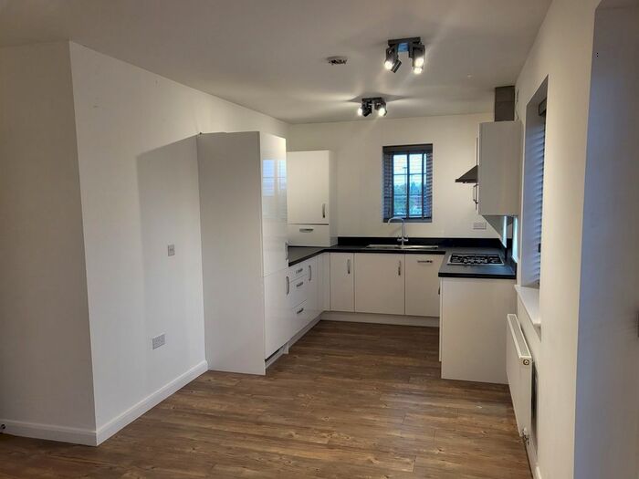 2 Bedroom Flat To Rent In Buttermere Crescent, Doncaster, DN4