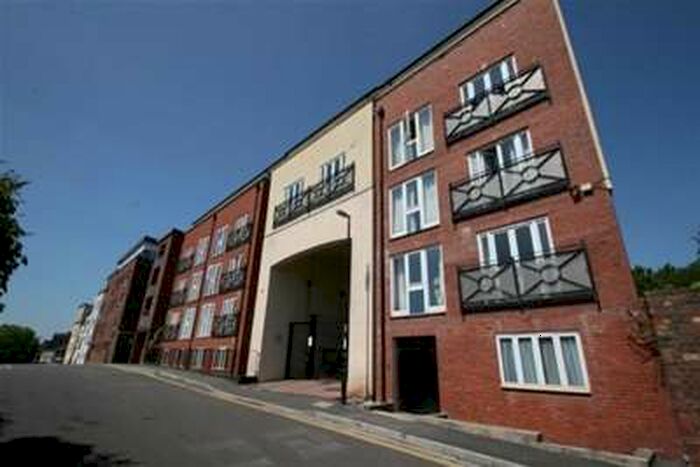 2 Bedroom Flat To Rent In Midland Mews, Old Market, Bristol, BS2