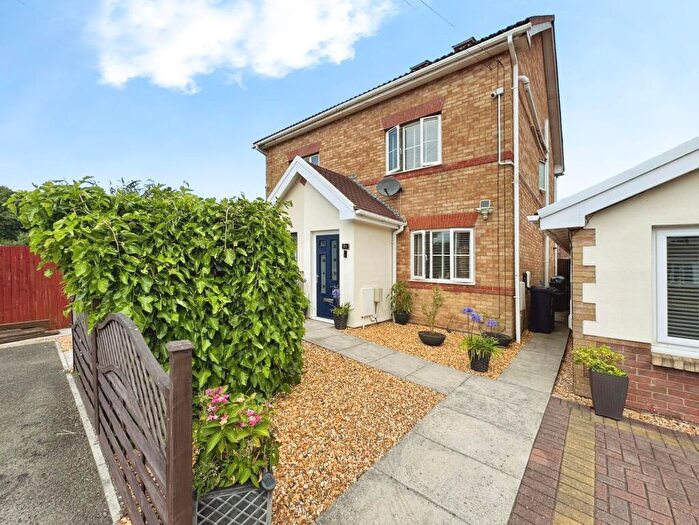 4 Bedroom Semi Detached House For Sale In Rowan Tree Avenue, Baglan, SA12