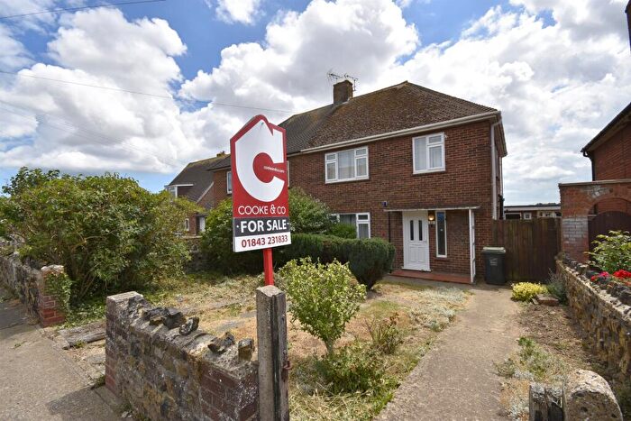 3 Bedroom Semi-Detached House For Sale In Kingston Avenue, Margate, CT9
