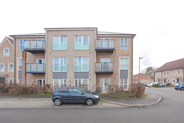 1 Bedroom Flat For Sale In Clifton Close, Bicester, OX26